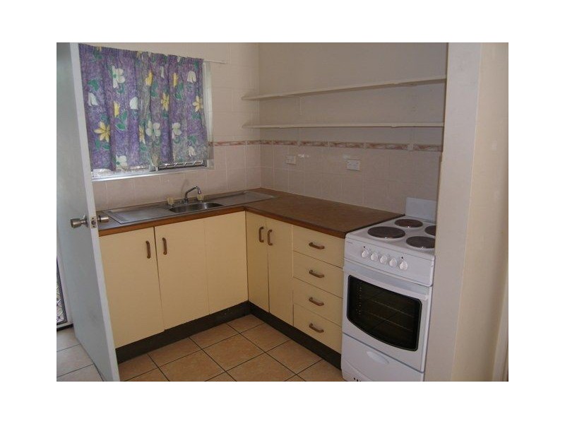 1/10-12 Alamanda Street, Holloways Beach QLD 4878