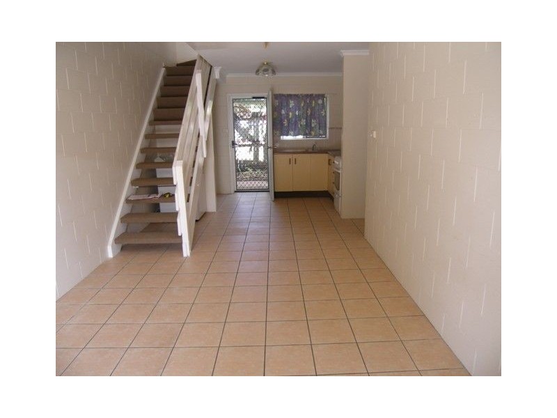 1/10-12 Alamanda Street, Holloways Beach QLD 4878