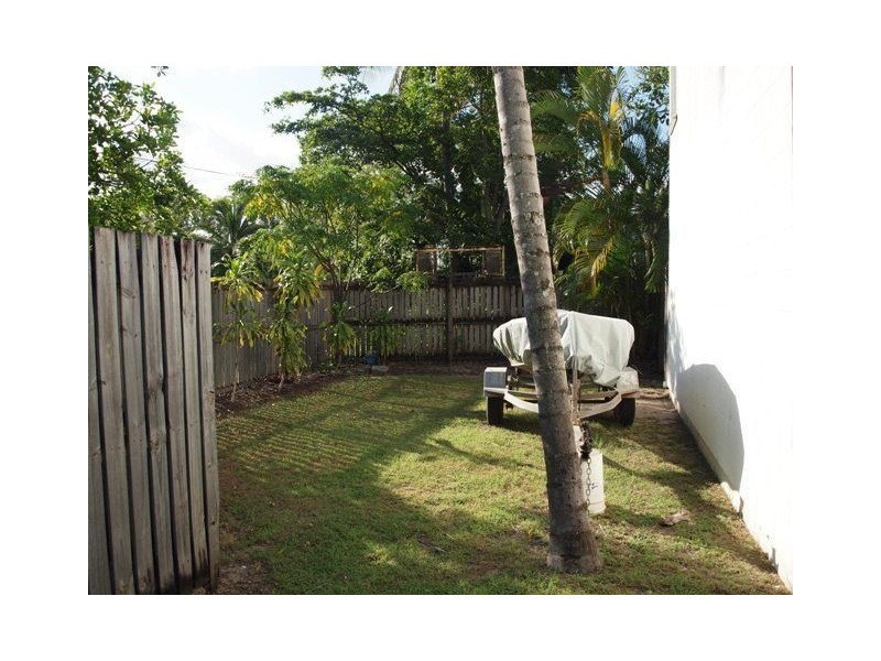 1/10-12 Alamanda Street, Holloways Beach QLD 4878