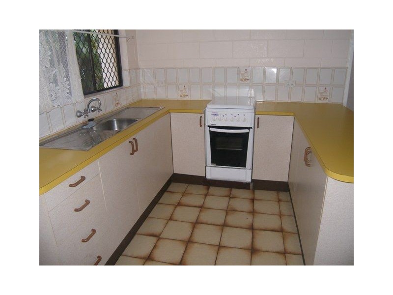 2/18 Fern, Holloways Beach QLD 4878