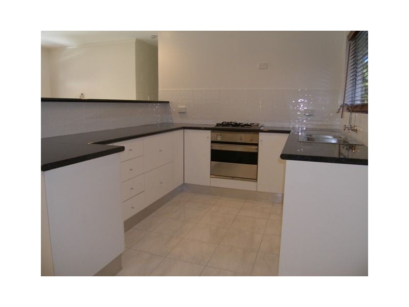 2 Mahogany Street, Holloways Beach QLD 4878