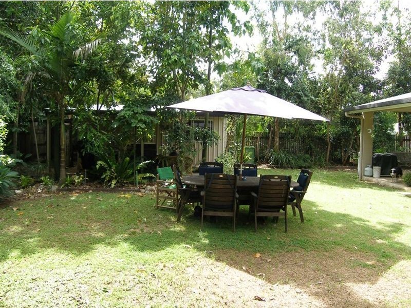 18 Cassava Street, Holloways Beach QLD 4878