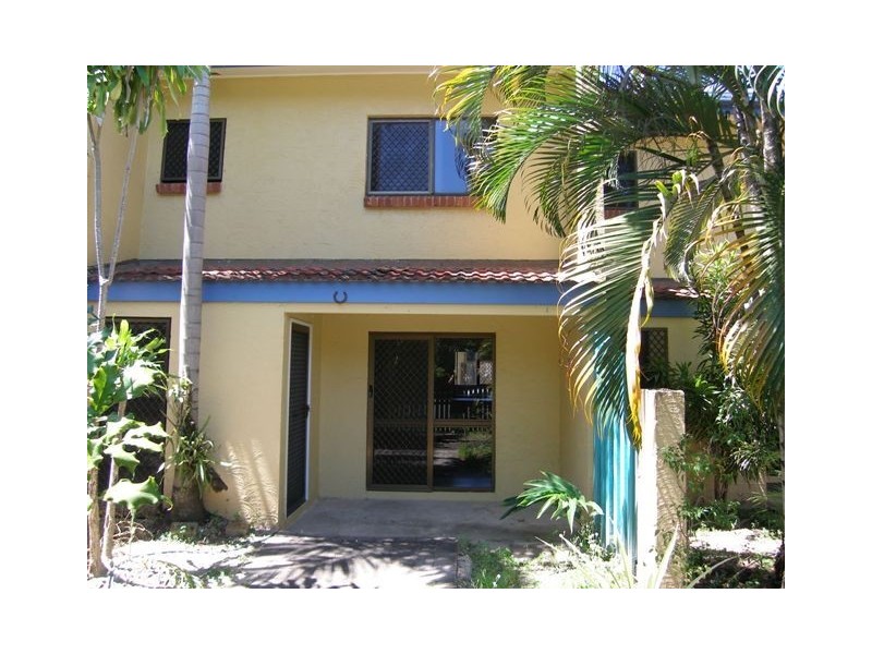 11/20-24 Palm Street, Holloways Beach QLD 4878