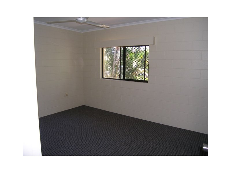 11/20-24 Palm Street, Holloways Beach QLD 4878