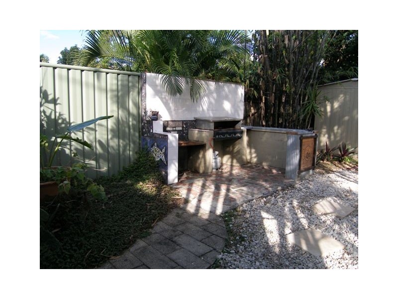 29 Oleander Street, Holloways Beach QLD 4878