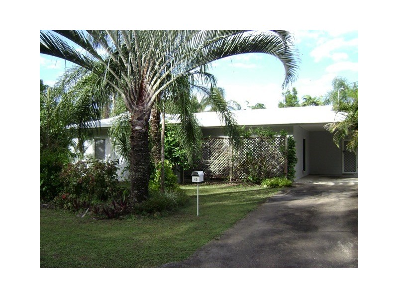 40 Bamboo Street,, Holloways Beach QLD 4878