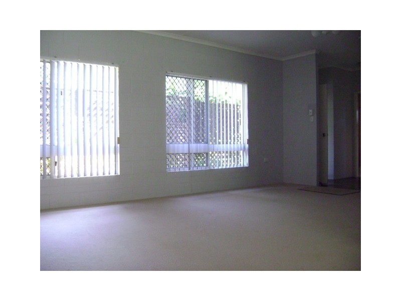 40 Bamboo Street,, Holloways Beach QLD 4878