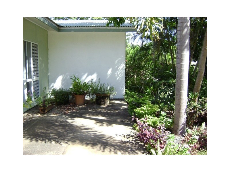 79 Baronia, Holloways Beach QLD 4878