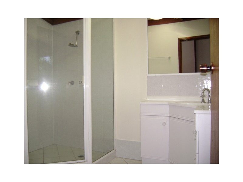 26 Maple Street, Holloways Beach QLD 4878