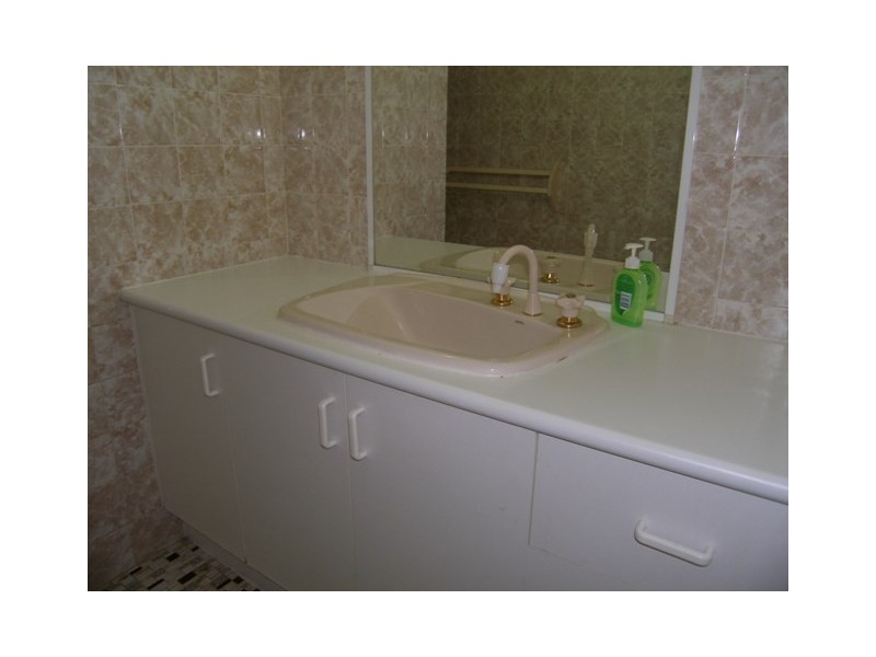 21 Oak Street, Holloways Beach QLD 4878