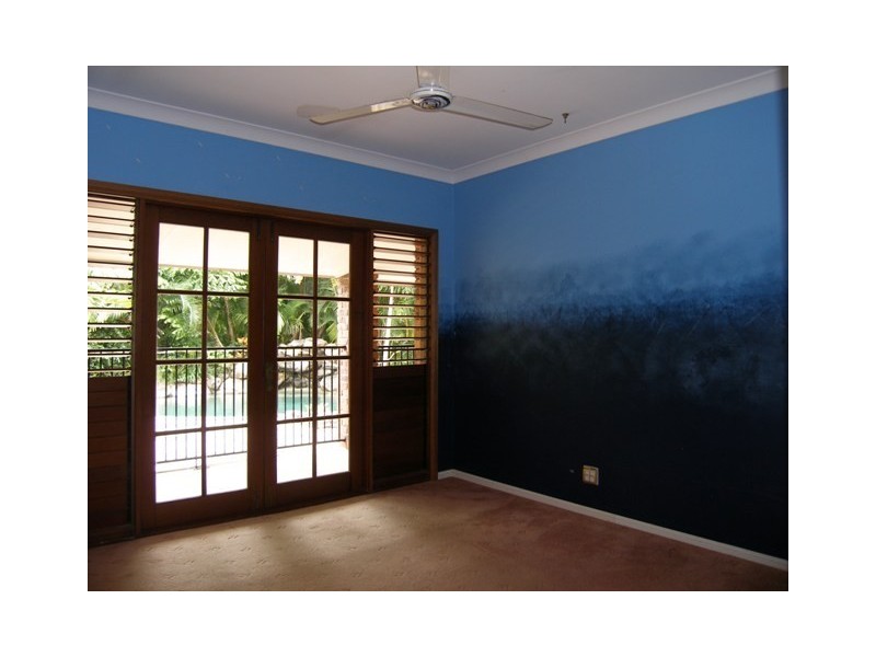 5-7 Runnymede Road, Redlynch QLD 4870