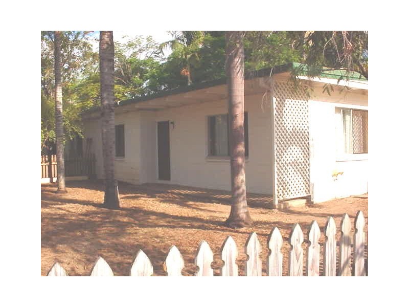 1/118 Wistaria Street, Holloways Beach QLD 4878