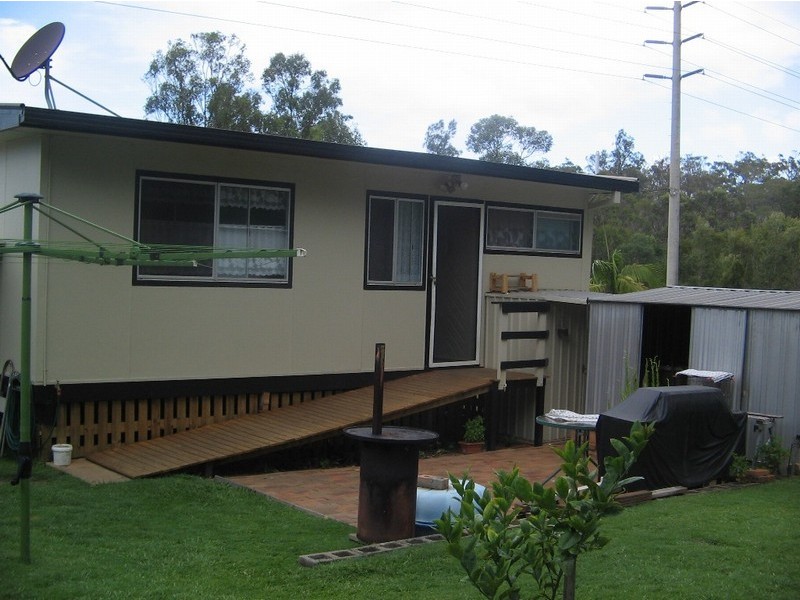 34 Inlet Ave, Russell Island QLD 4184