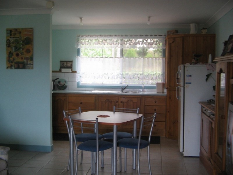 34 Inlet Ave, Russell Island QLD 4184