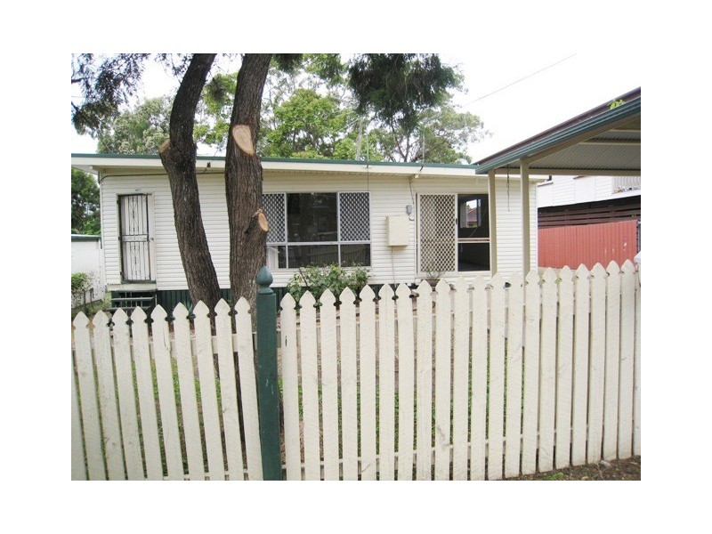 16 Dol Street, Woodridge QLD 4114