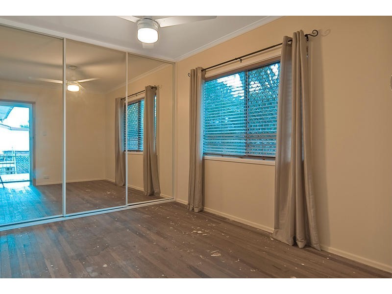 2 Gwinear Street, Kingston QLD 4114