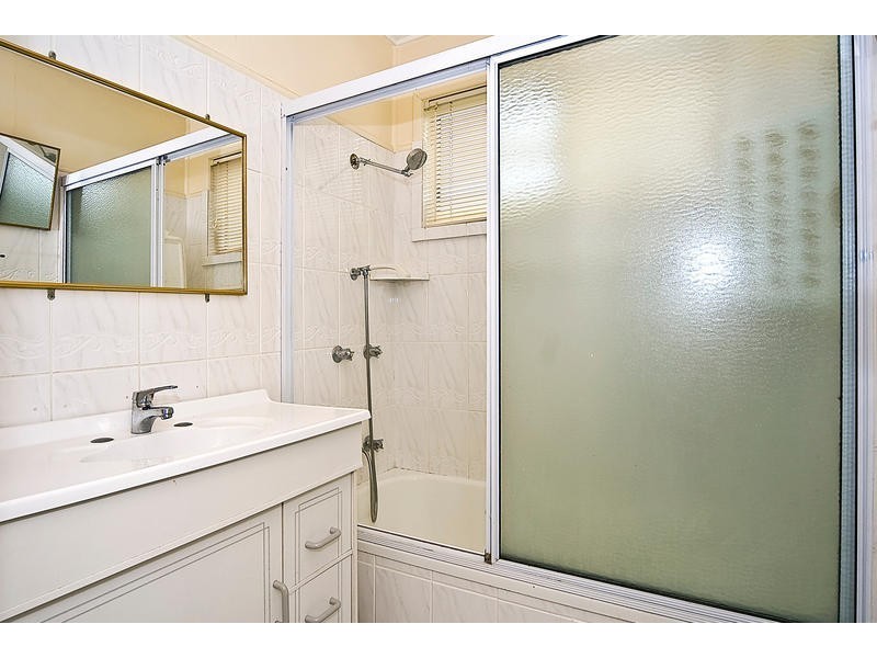 45 Camelia Av, Logan Central QLD 4114