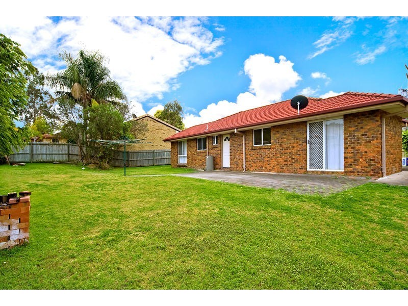 Edens Landing QLD 4207