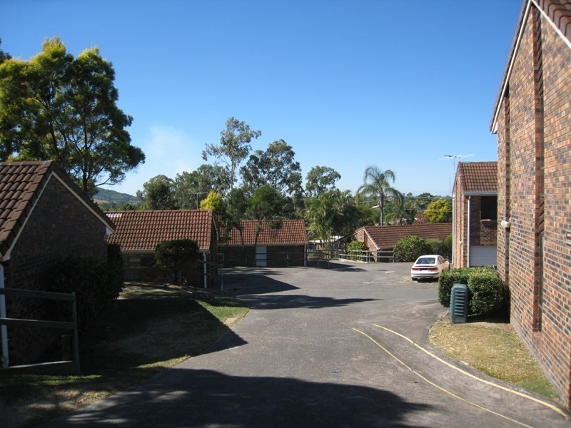 Mount Warren Park QLD 4207