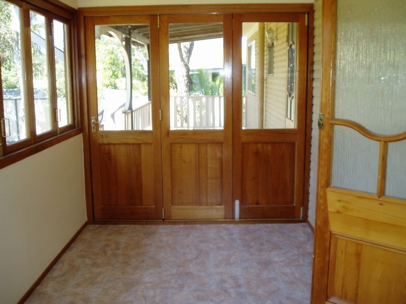 7 Winnetts Rd, Daisy Hill QLD 4127