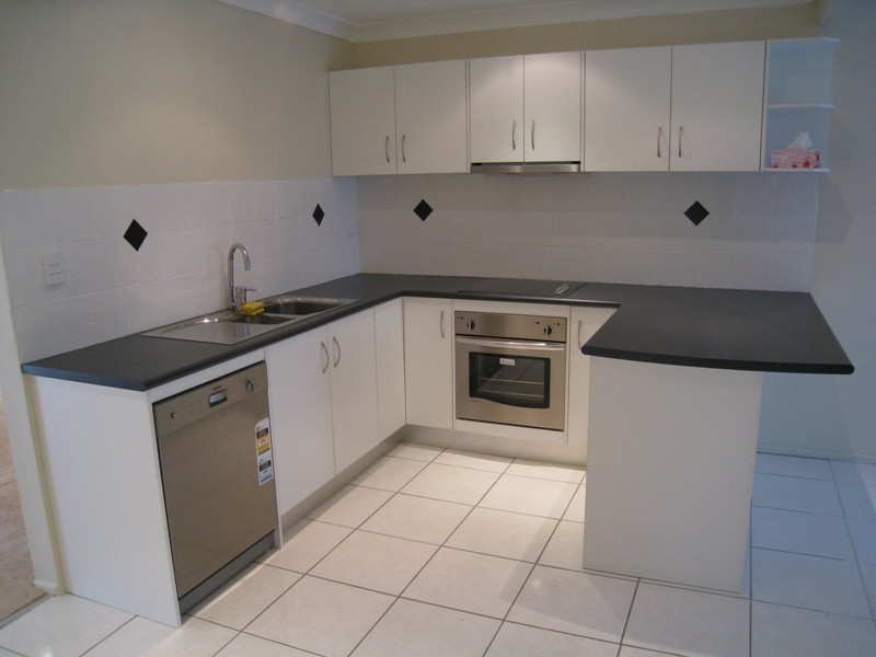 30/18 Defiance Rd, Woodridge QLD 4114