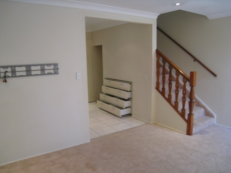 30/18 Defiance Rd, Woodridge QLD 4114