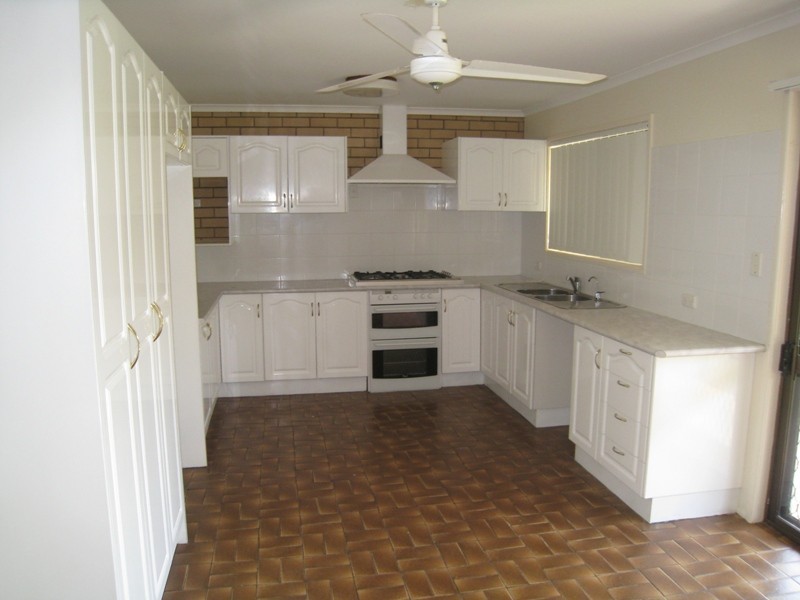 21B Marklane st, Waterford QLD 4133