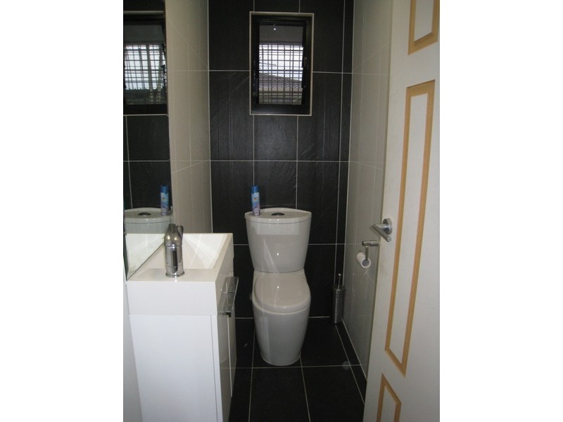 Crestmead QLD 4132