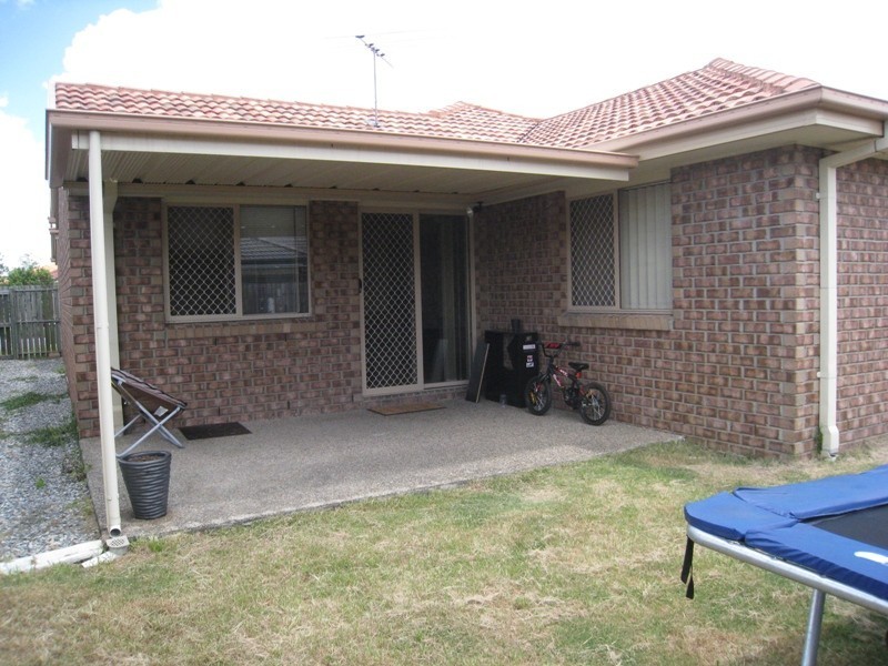 15 Meadowbrook Drive, Meadowbrook QLD 4131