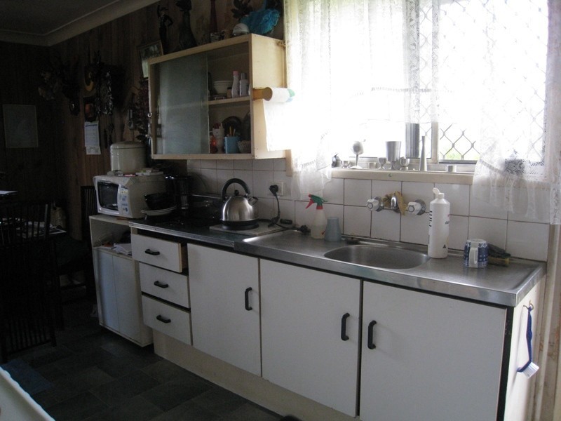 7 Brown Avenue, Kingston QLD 4114