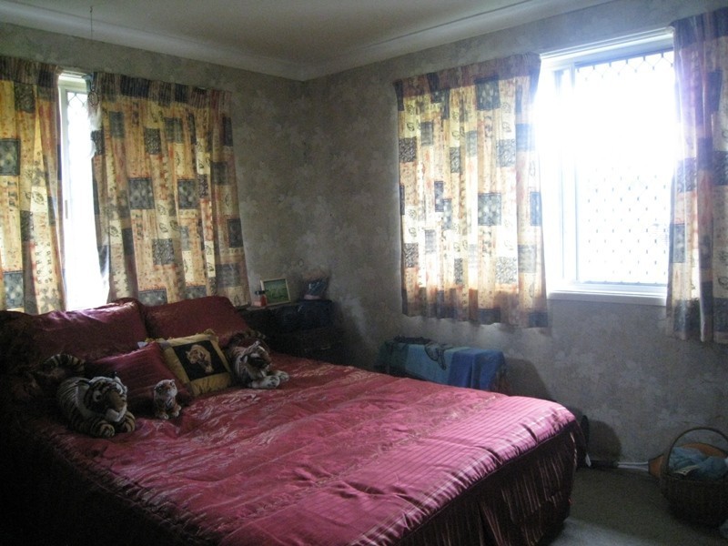 7 Brown Avenue, Kingston QLD 4114