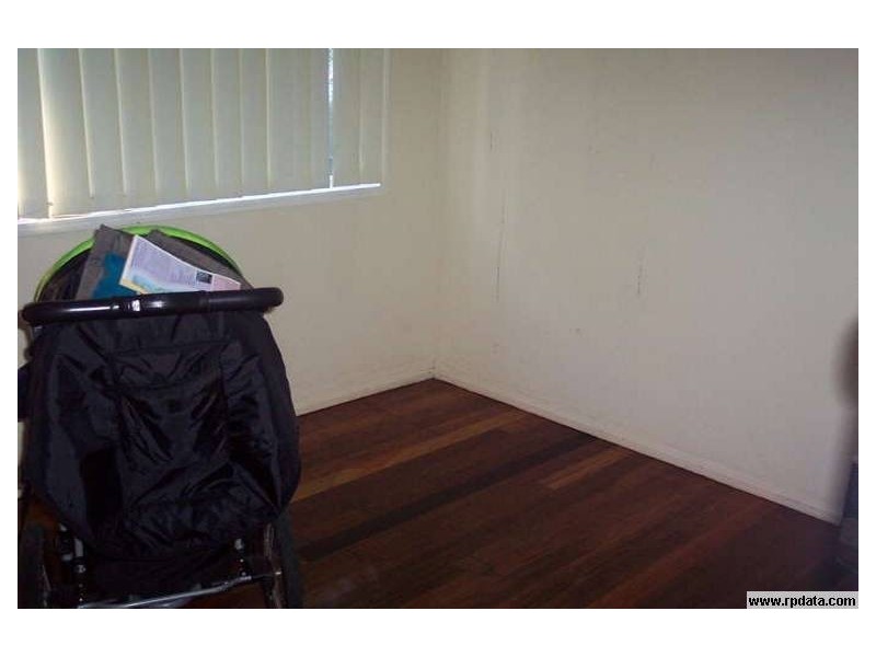 55 Adelaide St, Kingston QLD 4114