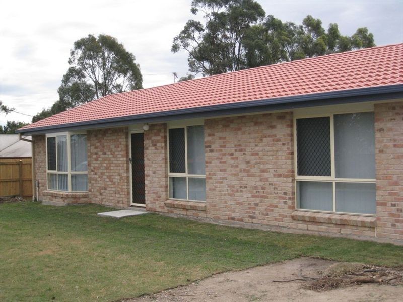 104 Barossa St, Kingston QLD 4114