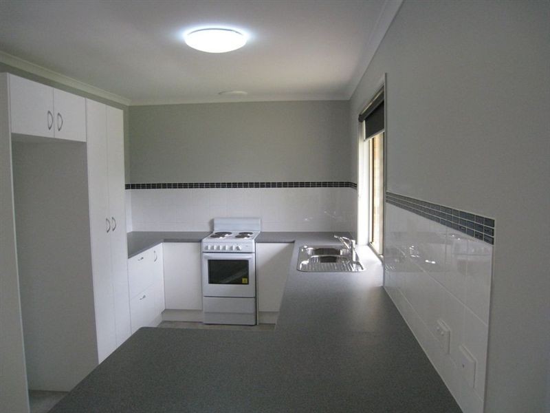 104 Barossa St, Kingston QLD 4114