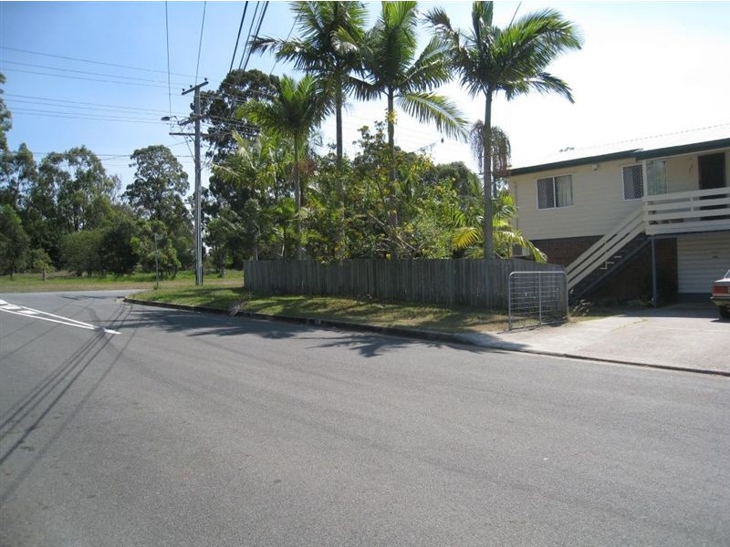 2 Blaxland Street, Boronia Heights QLD 4124