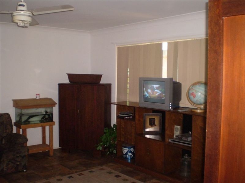 101 Overland Drive, Edens Landing QLD 4207