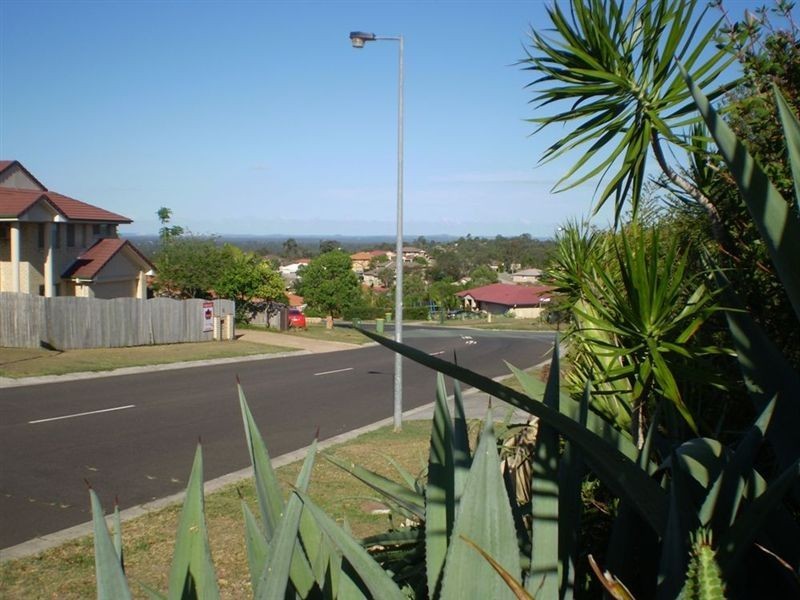101 Overland Drive, Edens Landing QLD 4207
