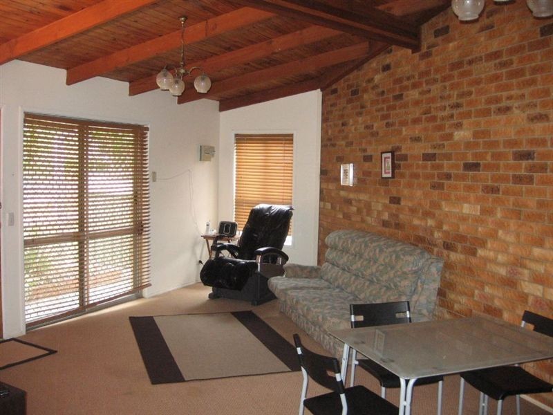 41/18 Defiance Road, Logan Central QLD 4114