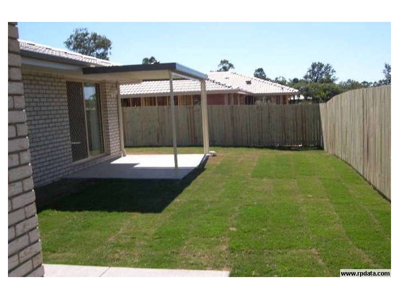 4 Highfields Street, Loganlea QLD 4131
