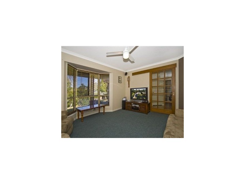 59 Loane Drive, Edens Landing QLD 4207