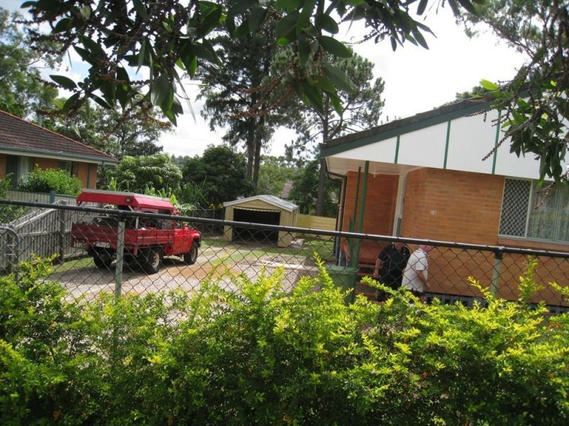 18 Yugumbri Crescent, Logan Central QLD 4114