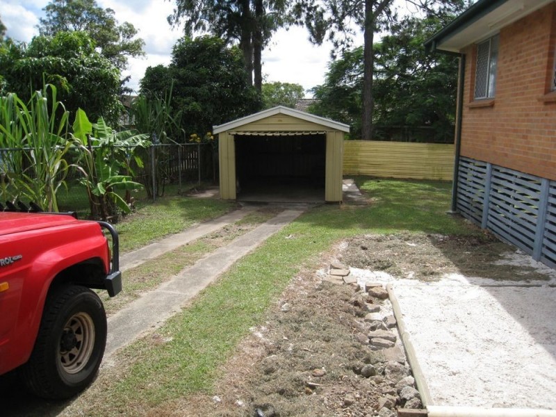 18 Yugumbri Crescent, Logan Central QLD 4114