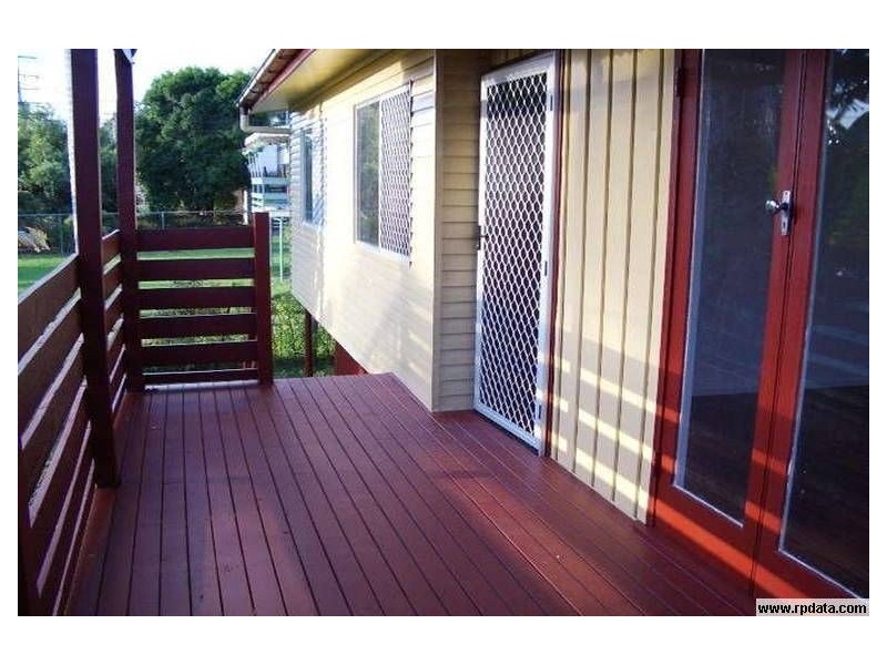 9 Mooney st, Logan Central QLD 4114