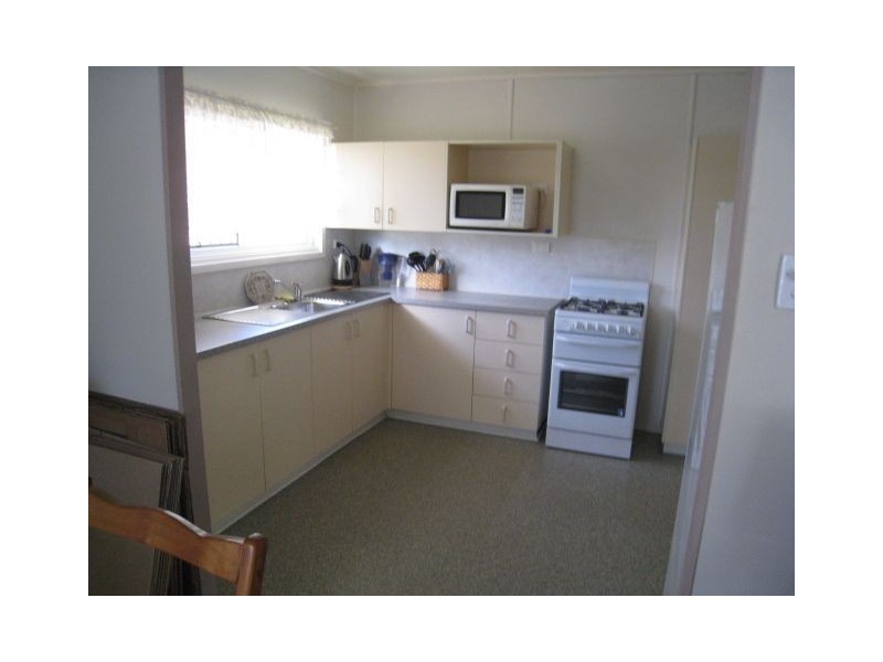 37 Baringa Avenue, Logan Central QLD 4114