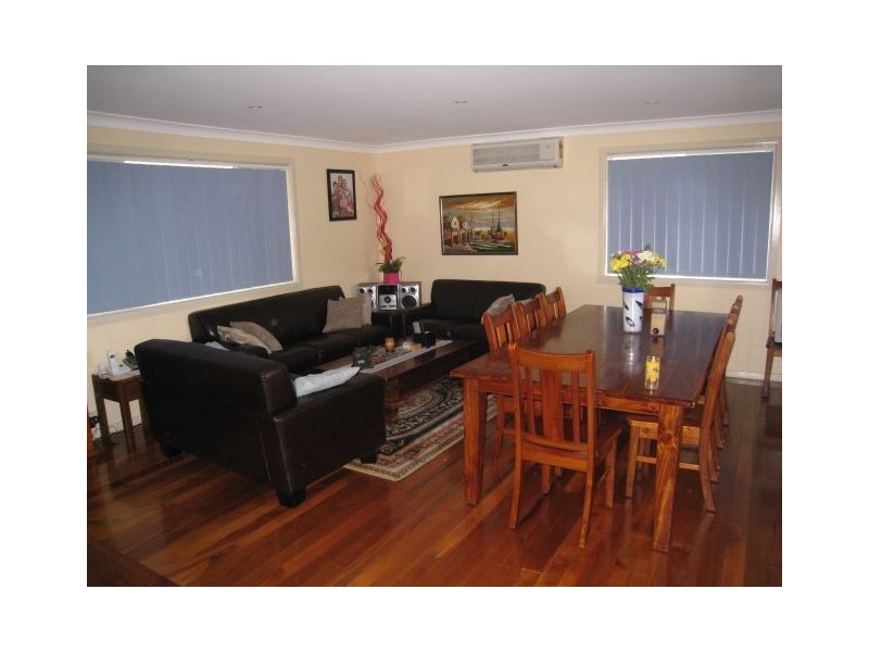 3 Milbun Street, Woodridge QLD 4114