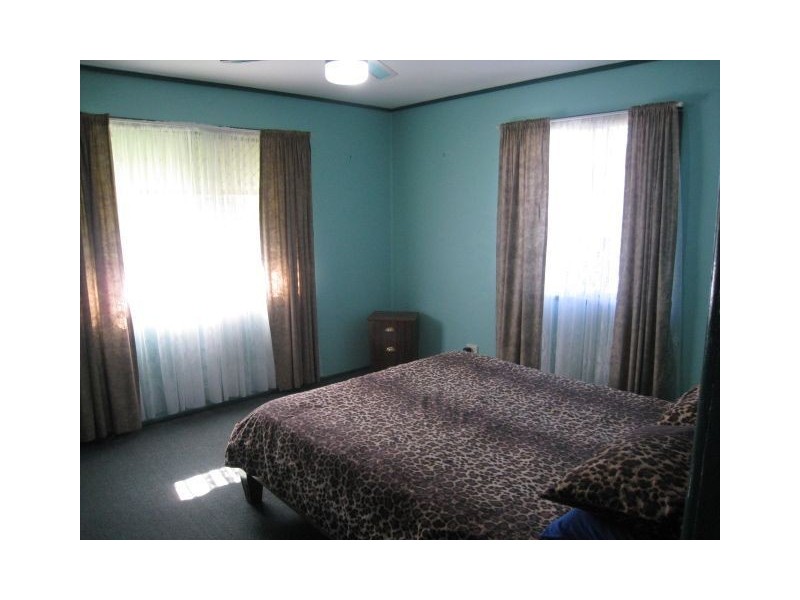 6 Carlotta St, Slacks Creek QLD 4127