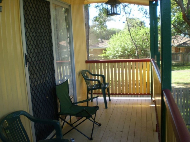 42 Paradise Road, Slacks Creek QLD 4127