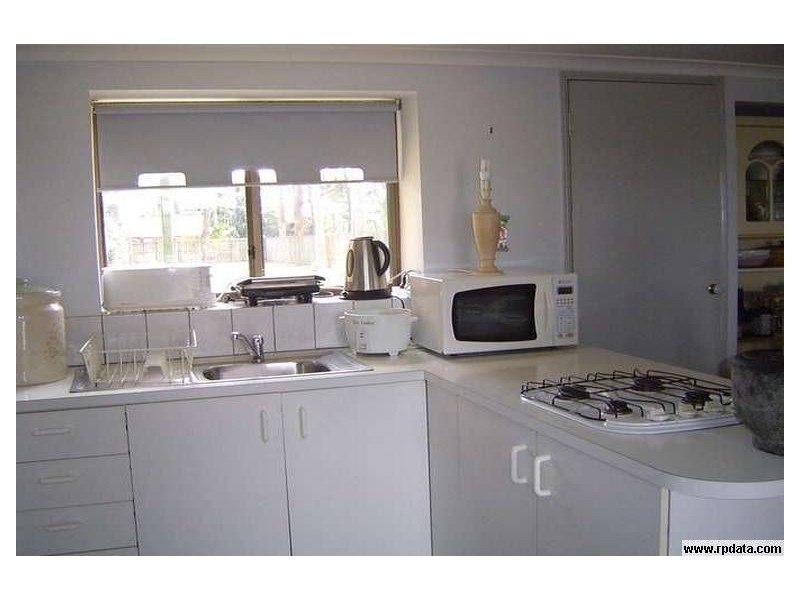 42 Paradise Road, Slacks Creek QLD 4127