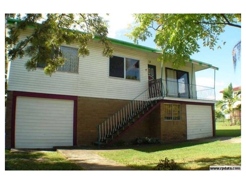 8 Maple St, Kingston QLD 4114