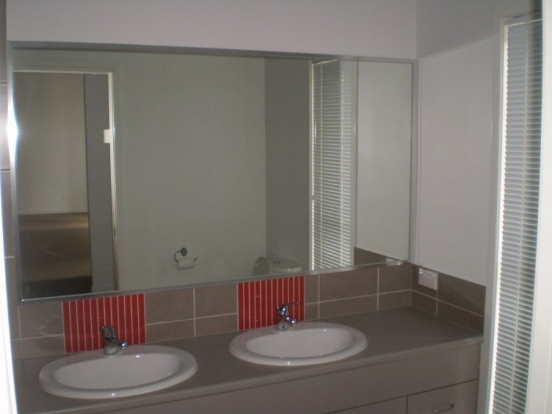 23 Bellthorp Court, Waterford QLD 4133